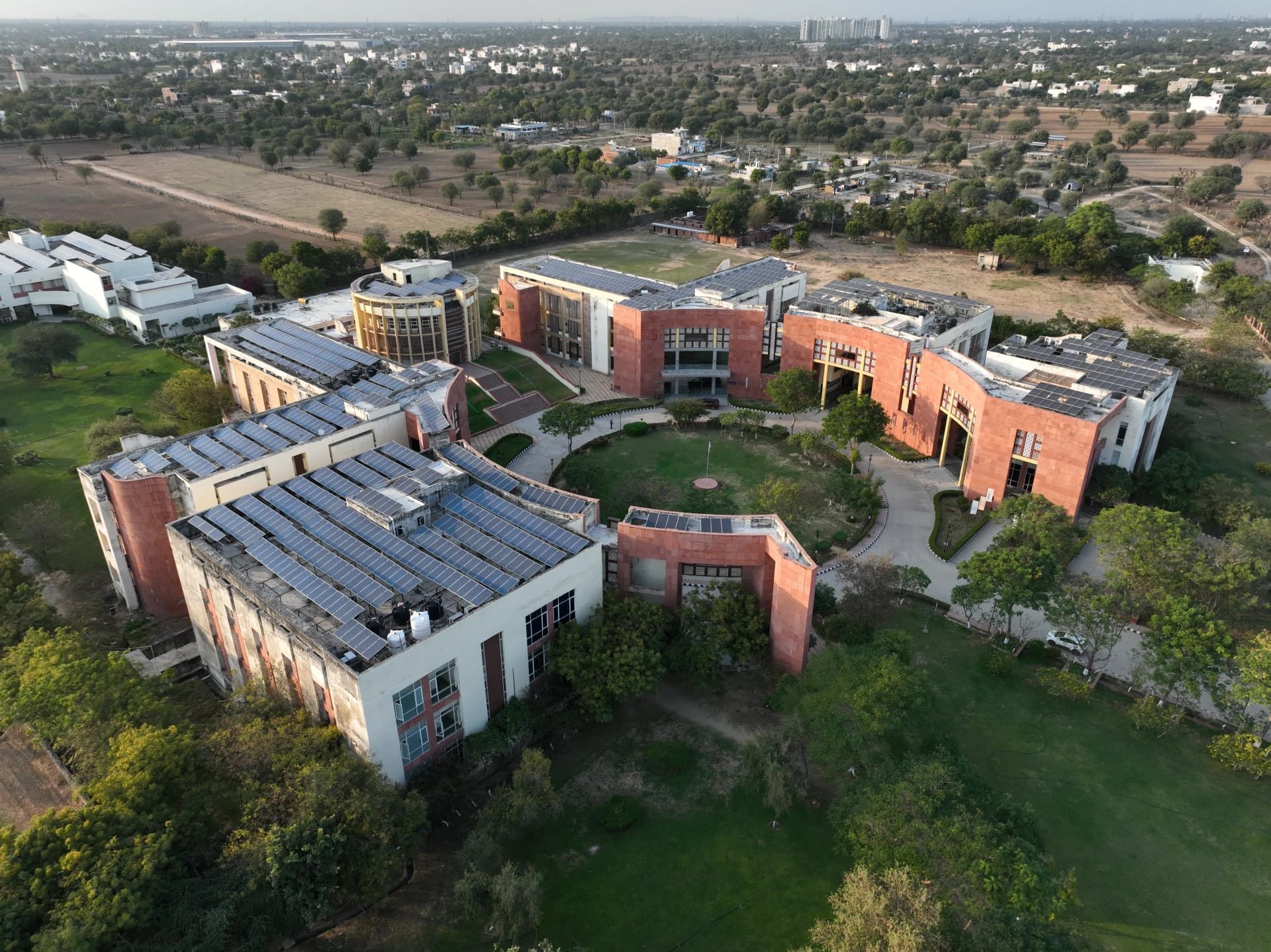 JK Lakshmipat University Campus